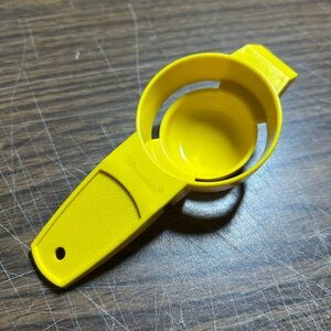 Vintage Tupperware #779 Yolkster Egg Separator Kitchen Gadget Yellow